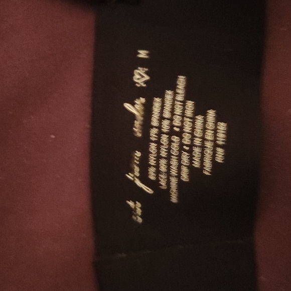 URBAN OUTFITTERS Lace Bralettes - Picture 7 of 14